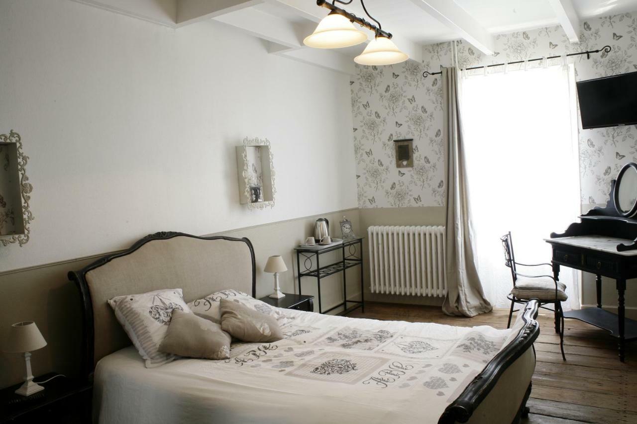 Bed and Breakfast Au Coeur Des Vignes Archiac Esterno foto